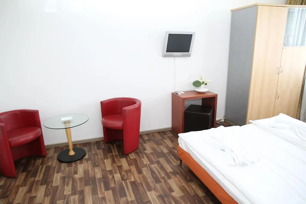 Daire Studios Am Alexanderplatz Berlin