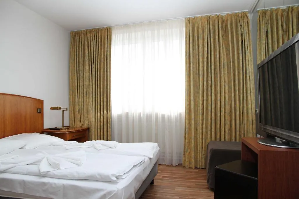 Daire Studios Am Alexanderplatz Berlin